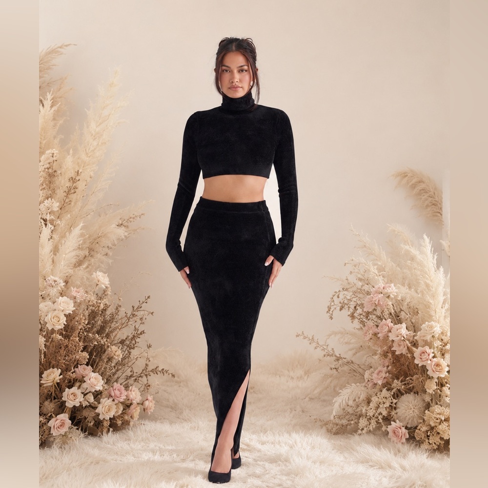 2 pieces House of CB SURI BLACK CHENILLE CROPPED Top + Skirt